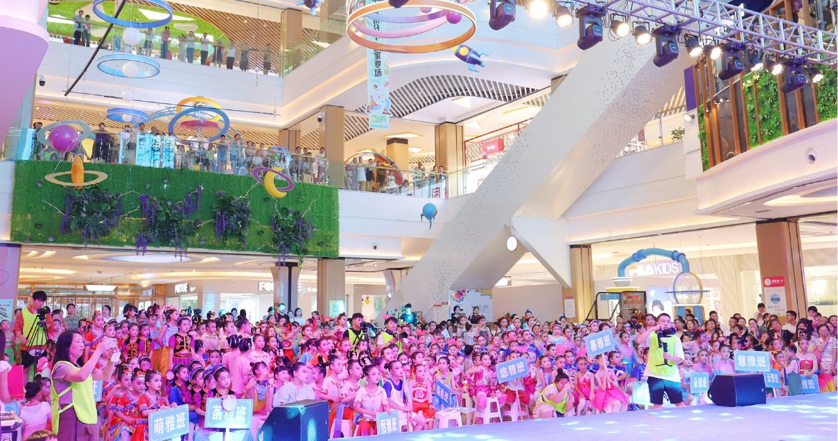 巴中王府井购物中心