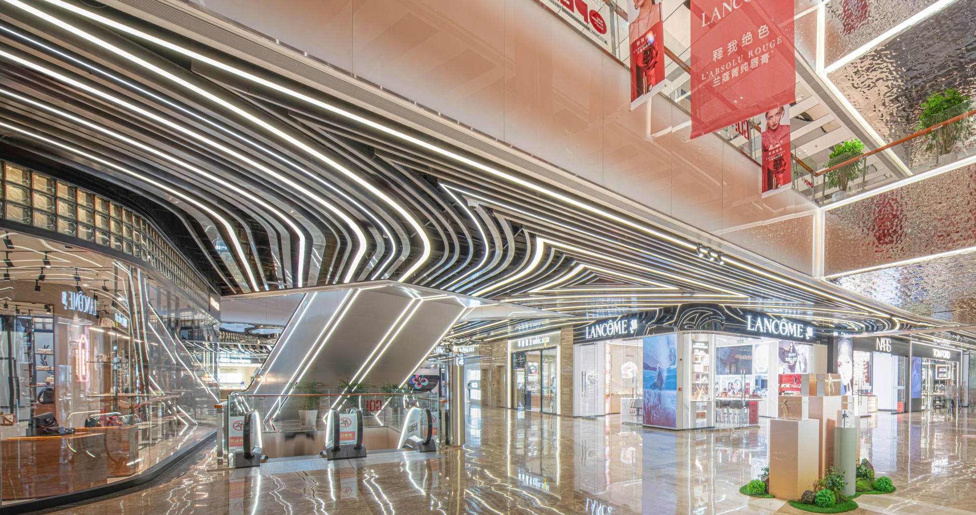 王府井海浚浚？？？压愠