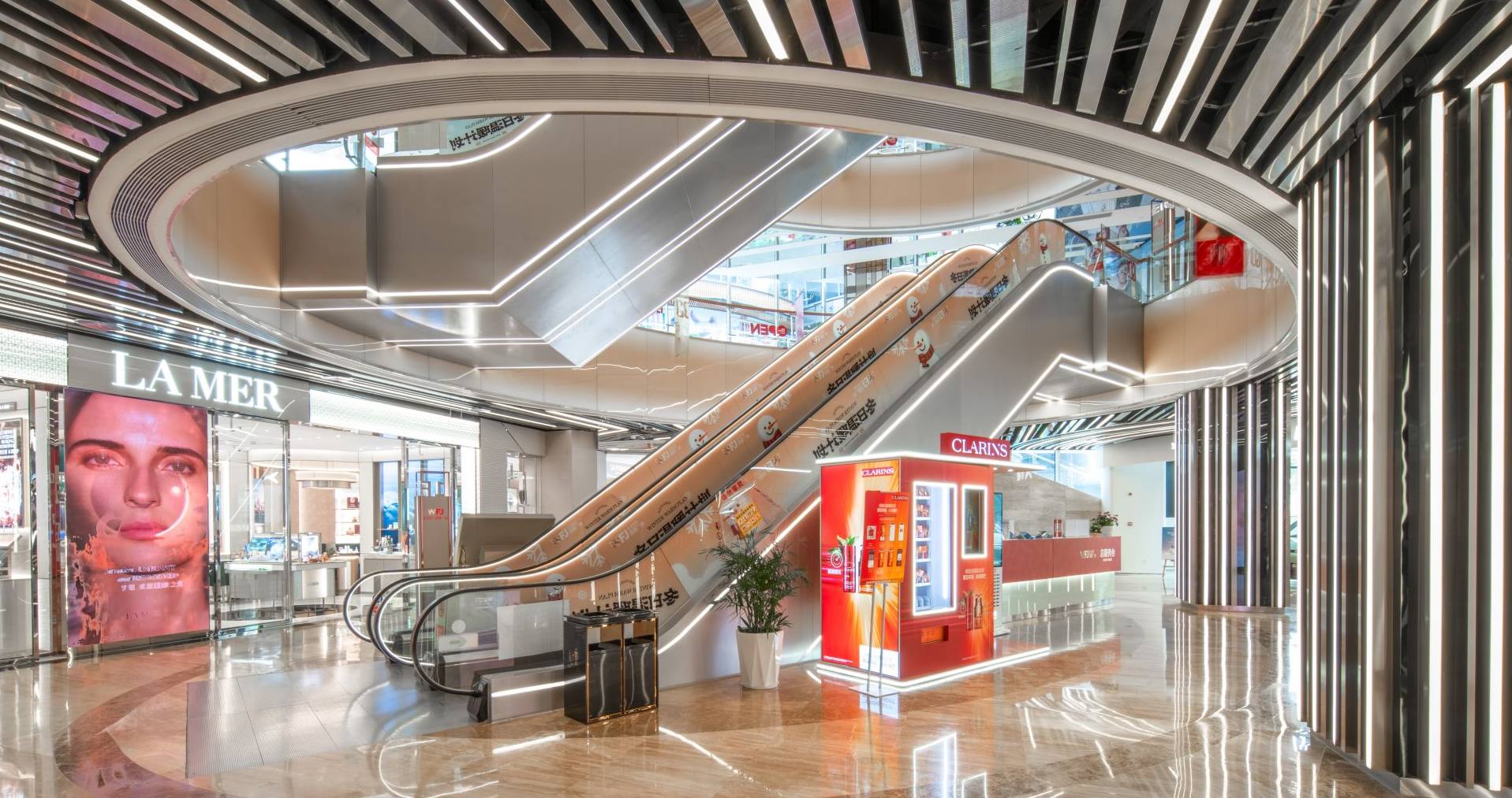 王府井海浚浚？？？压愠